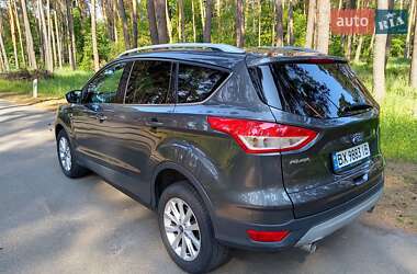 Внедорожник / Кроссовер Ford Kuga 2016 в 