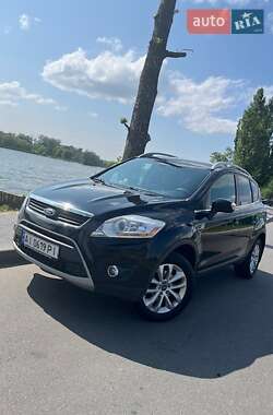 Внедорожник / Кроссовер Ford Kuga 2011 в 