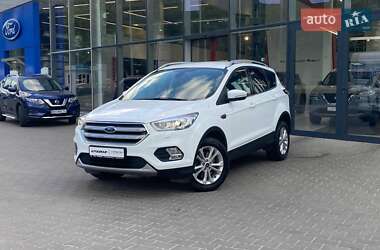 Внедорожник / Кроссовер Ford Kuga 2019 в 