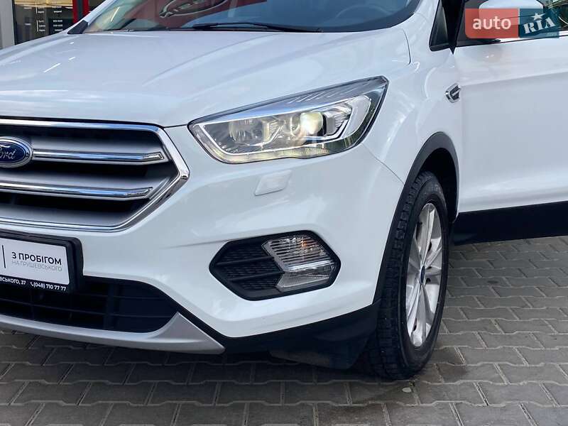 Внедорожник / Кроссовер Ford Kuga 2019 в Одессе