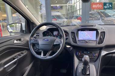 Внедорожник / Кроссовер Ford Kuga 2019 в 