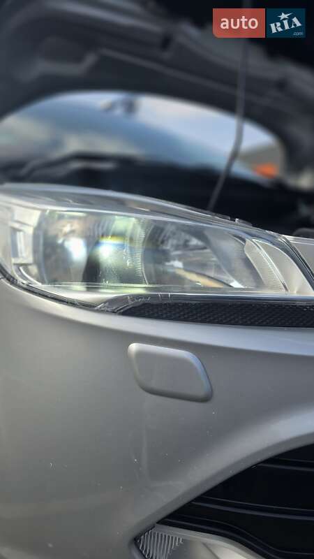 Позашляховик / Кросовер Ford Kuga 2014 в Ужгороді фото 23 Позашляховик / Кросовер Ford Kuga 2014 в Ужгороді