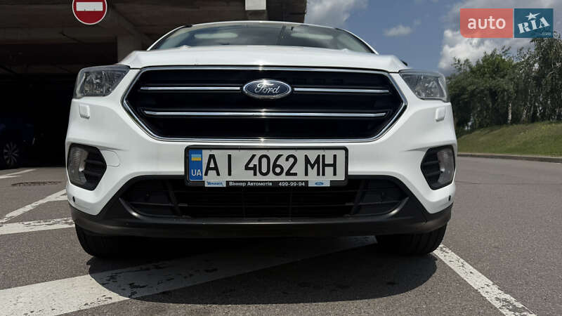 Позашляховик / Кросовер Ford Kuga 2017 в Боярці