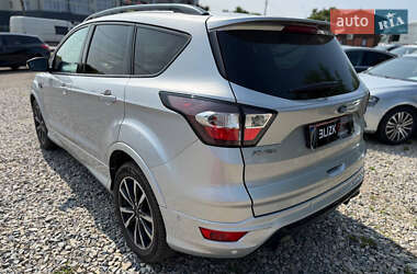 Внедорожник / Кроссовер Ford Kuga 2018 в 