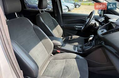 Внедорожник / Кроссовер Ford Kuga 2018 в 