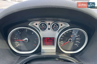 Внедорожник / Кроссовер Ford Kuga 2011 в 