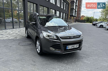 Внедорожник / Кроссовер Ford Kuga 2016 в 