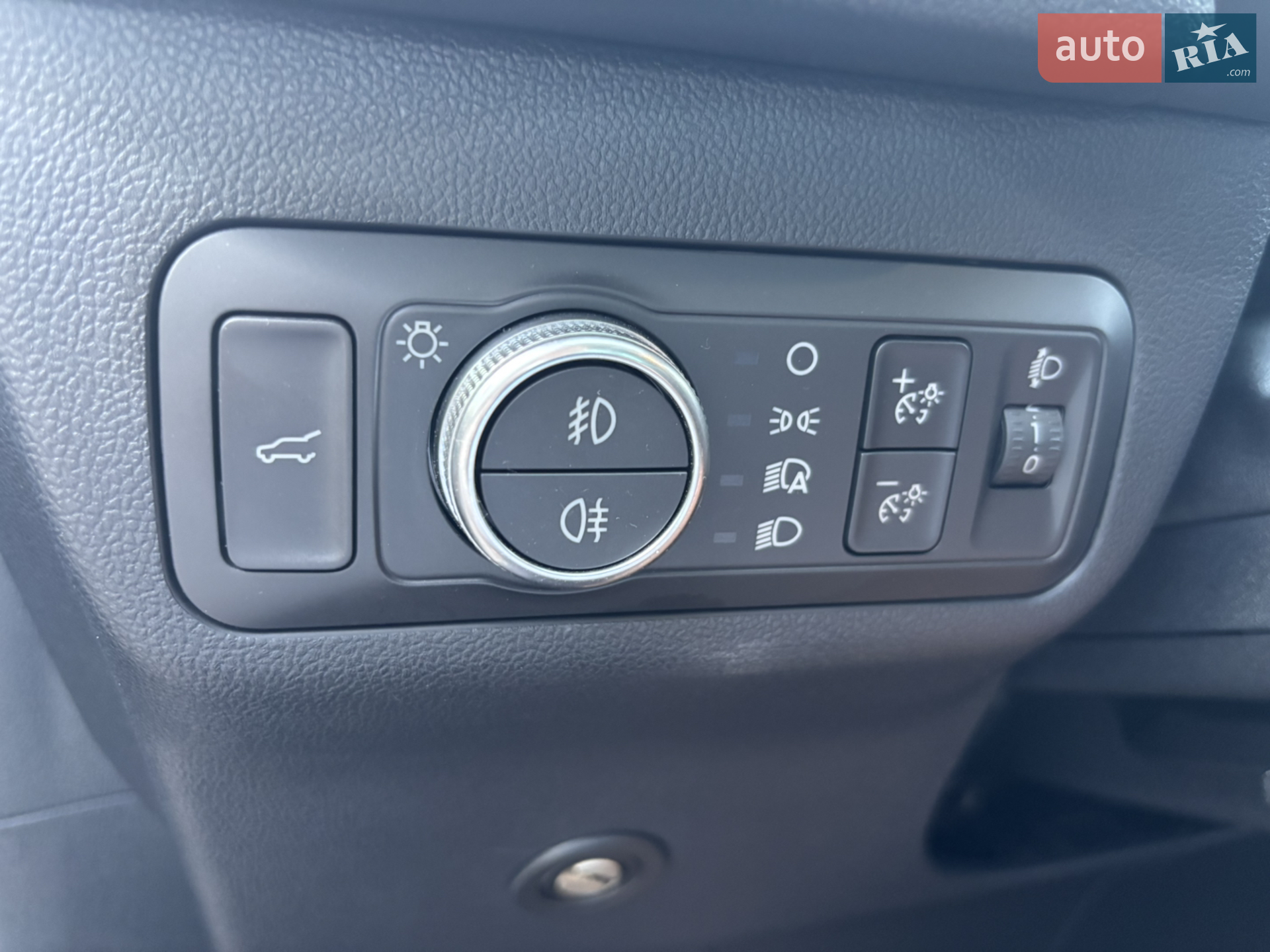2021 Ford Kuga - мініатюра 32