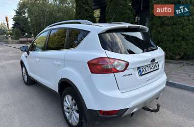 Внедорожник / Кроссовер Ford Kuga 2011 в 
