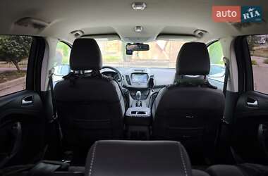 Внедорожник / Кроссовер Ford Kuga 2019 в 
