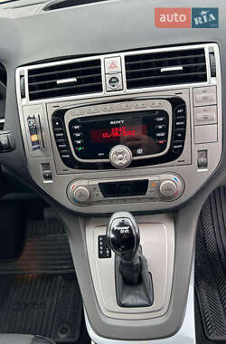 Внедорожник / Кроссовер Ford Kuga 2011 в 