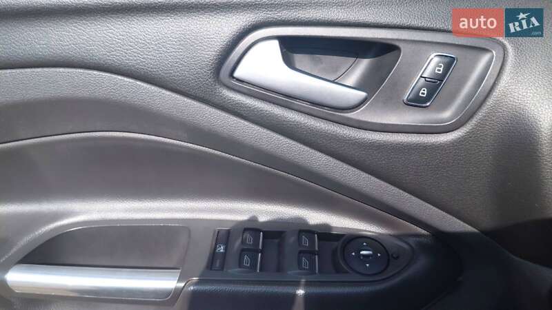 Позашляховик / Кросовер Ford Kuga 2014 в Рівному