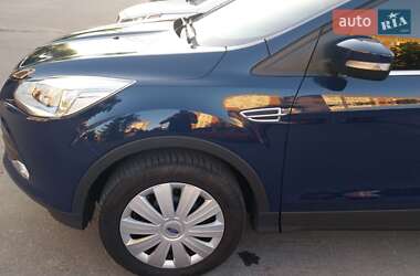 Внедорожник / Кроссовер Ford Kuga 2014 в 