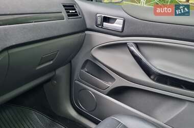 Внедорожник / Кроссовер Ford Kuga 2011 в 
