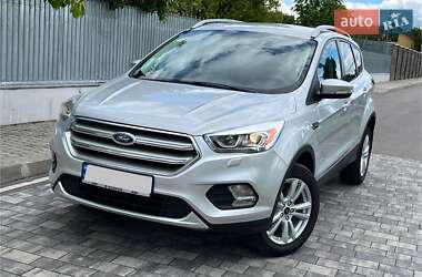 Позашляховик / Кросовер Ford Kuga 2016 в Мукачевому