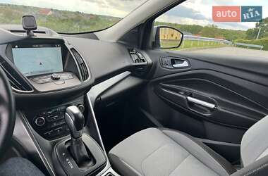 Внедорожник / Кроссовер Ford Kuga 2016 в 