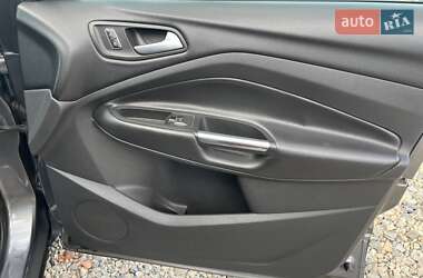 Внедорожник / Кроссовер Ford Kuga 2013 в 