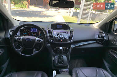 Внедорожник / Кроссовер Ford Kuga 2013 в 