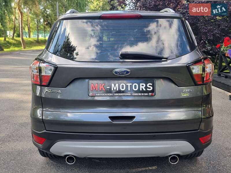 Позашляховик / Кросовер Ford Kuga 2019 в Києві