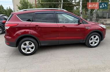 Внедорожник / Кроссовер Ford Kuga 2015 в 