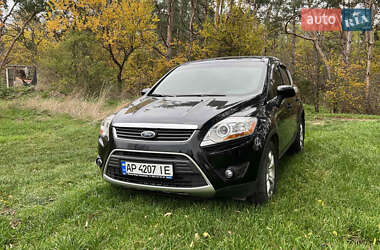 Внедорожник / Кроссовер Ford Kuga 2011 в 
