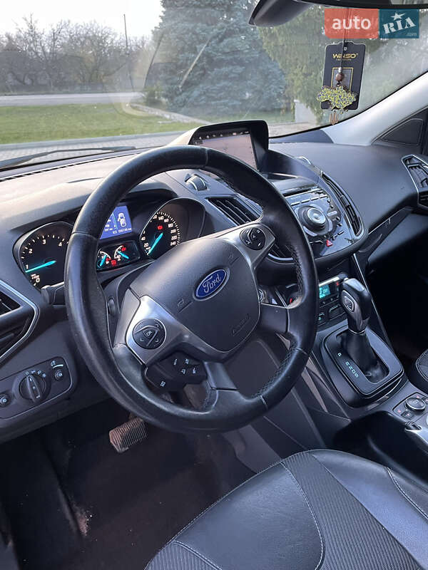 Внедорожник / Кроссовер Ford Kuga 2013 в Новой Одессе