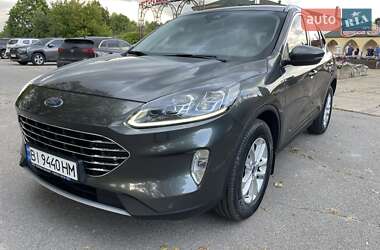 Внедорожник / Кроссовер Ford Kuga 2021 в Киеве
