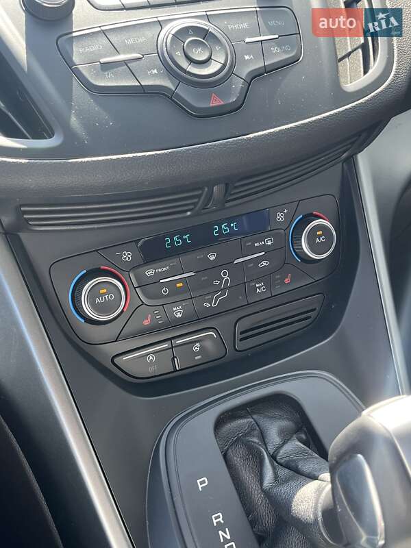 Позашляховик / Кросовер Ford Kuga 2018 в Києві