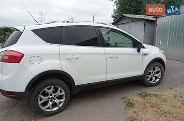 Позашляховик / Кросовер Ford Kuga 2011 в Черкасах