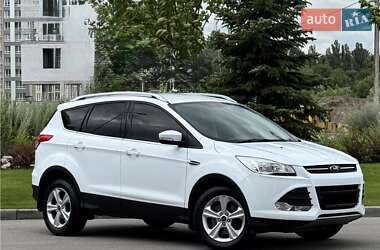 Внедорожник / Кроссовер Ford Kuga 2013 в Днепре