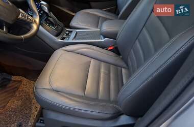 Внедорожник / Кроссовер Ford Kuga 2017 в 