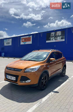Внедорожник / Кроссовер Ford Kuga 2015 в Виннице
