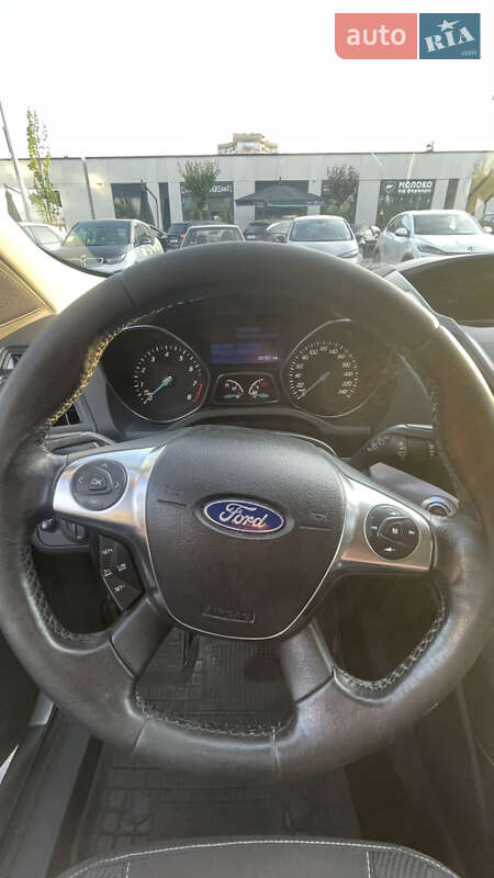 Позашляховик / Кросовер Ford Kuga 2013 в Бучі