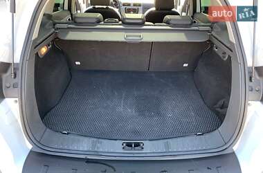 Внедорожник / Кроссовер Ford Kuga 2010 в 