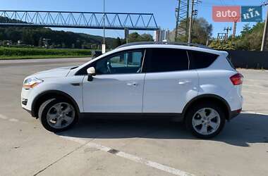 Внедорожник / Кроссовер Ford Kuga 2010 в 