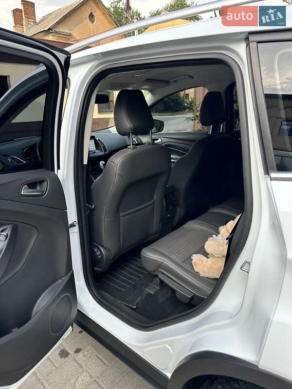 Внедорожник / Кроссовер Ford Kuga 2019 в Днепре