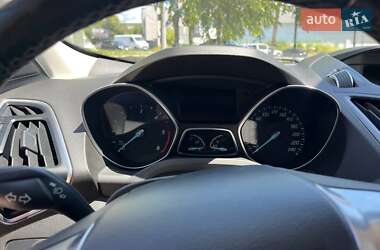 Внедорожник / Кроссовер Ford Kuga 2013 в 