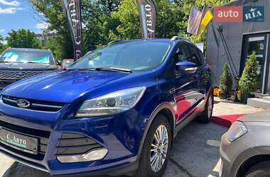 Внедорожник / Кроссовер Ford Kuga 2013 в 