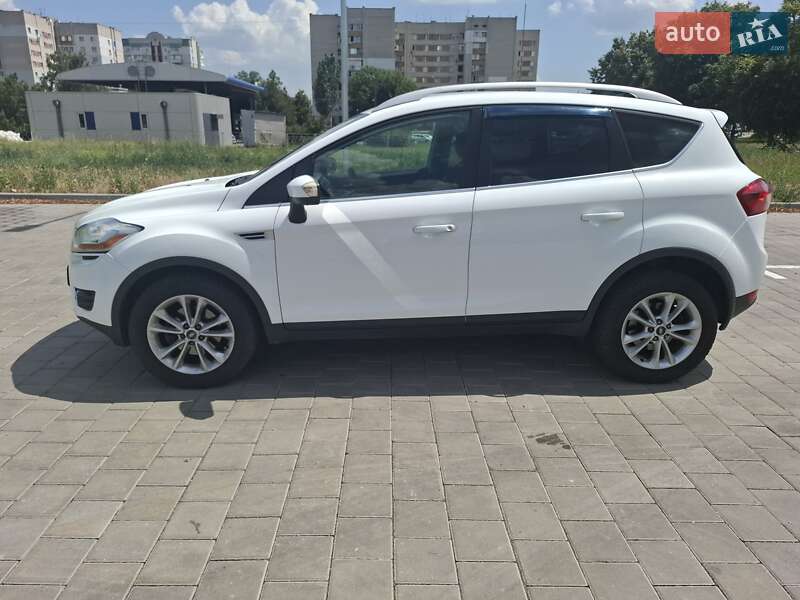 Внедорожник / Кроссовер Ford Kuga 2012 в Черкассах