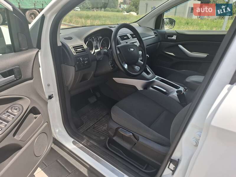 Внедорожник / Кроссовер Ford Kuga 2012 в Черкассах