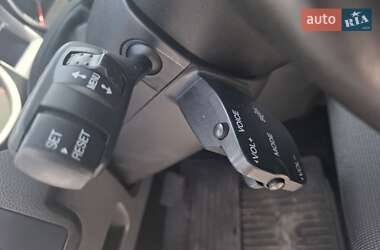 Внедорожник / Кроссовер Ford Kuga 2012 в 
