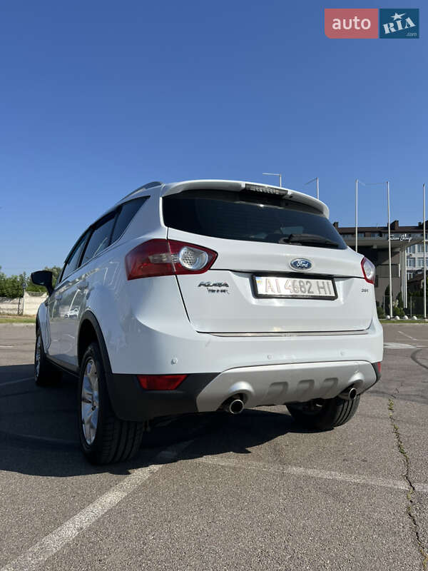Внедорожник / Кроссовер Ford Kuga 2010 в Киеве фото 5 Внедорожник / Кроссовер Ford Kuga 2010 в Киеве