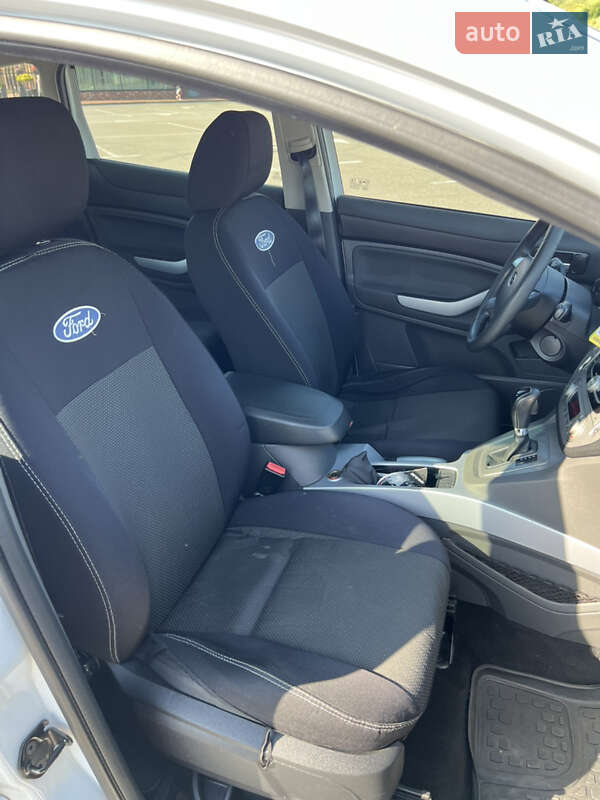 Внедорожник / Кроссовер Ford Kuga 2010 в Киеве фото 13 Внедорожник / Кроссовер Ford Kuga 2010 в Киеве