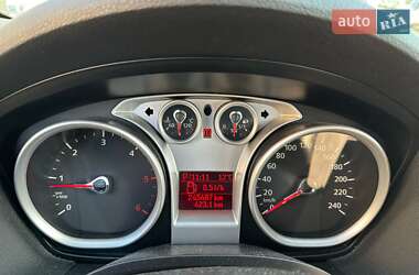 Внедорожник / Кроссовер Ford Kuga 2010 в 