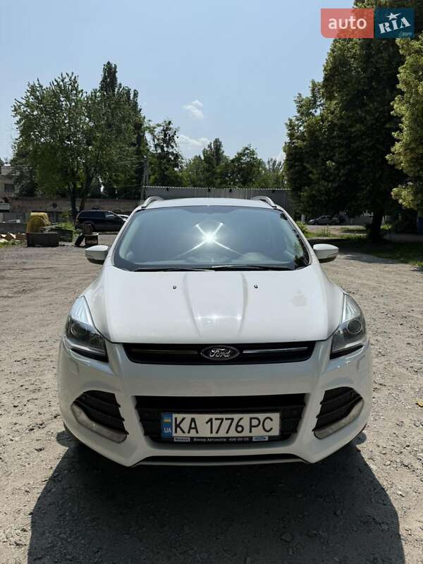 Внедорожник / Кроссовер Ford Kuga 2015 в Киеве
