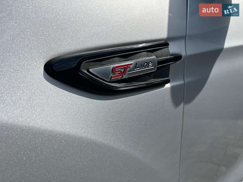 Внедорожник / Кроссовер Ford Kuga 2019 в Луцке
