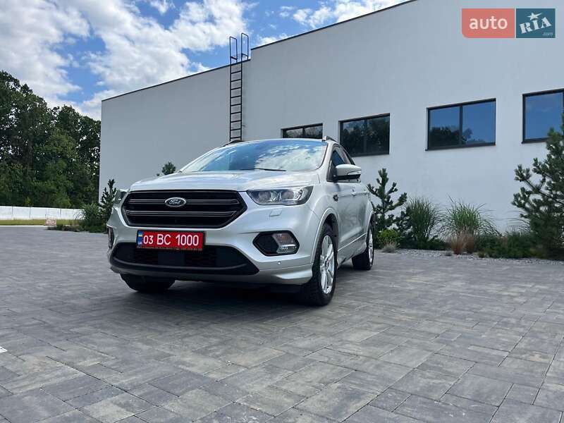 Внедорожник / Кроссовер Ford Kuga 2019 в Луцке