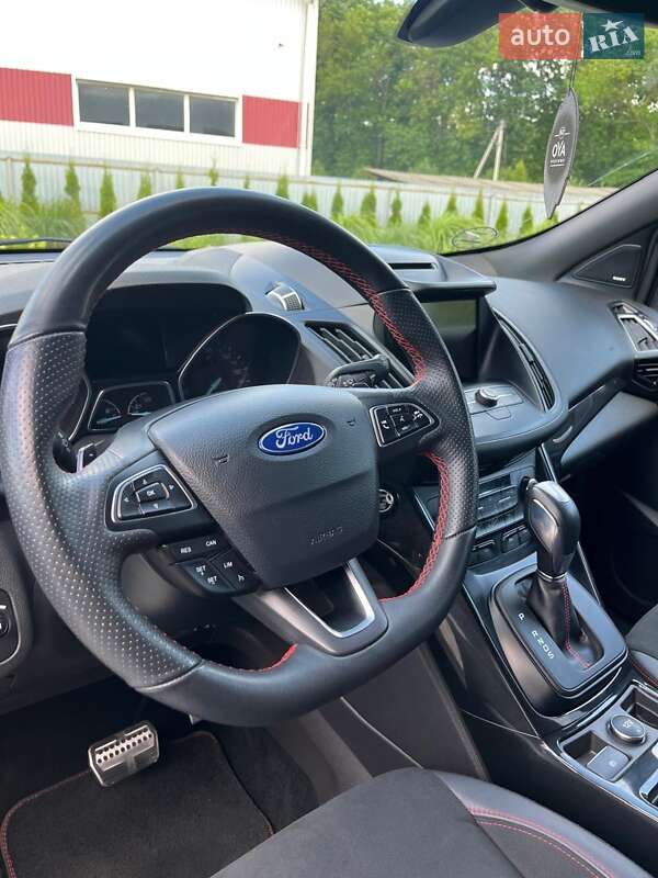 Внедорожник / Кроссовер Ford Kuga 2019 в Луцке