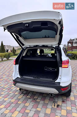 Внедорожник / Кроссовер Ford Kuga 2013 в 