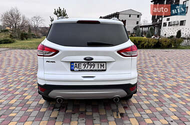 Внедорожник / Кроссовер Ford Kuga 2013 в 
